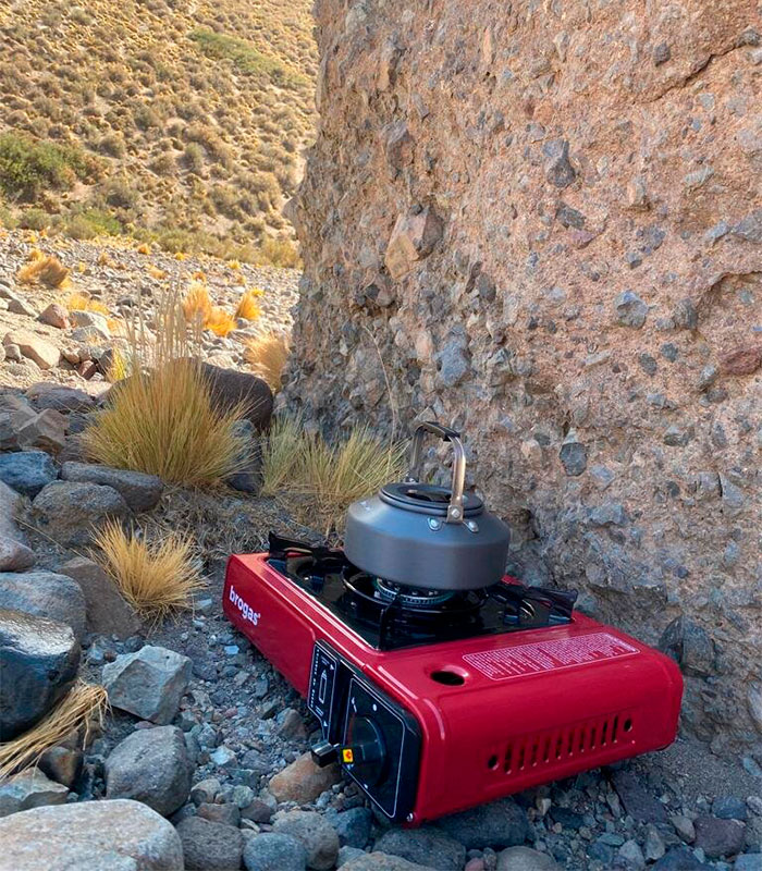 Calentador de Camping Brogas 465 Portátil Color Rojo con Maletín